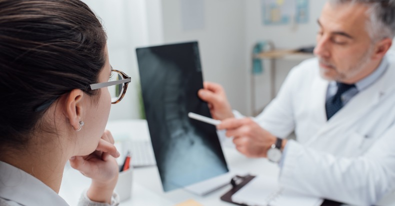 ¿Son Siempre Necesarias las Radiografías en el Latigazo Cervical?